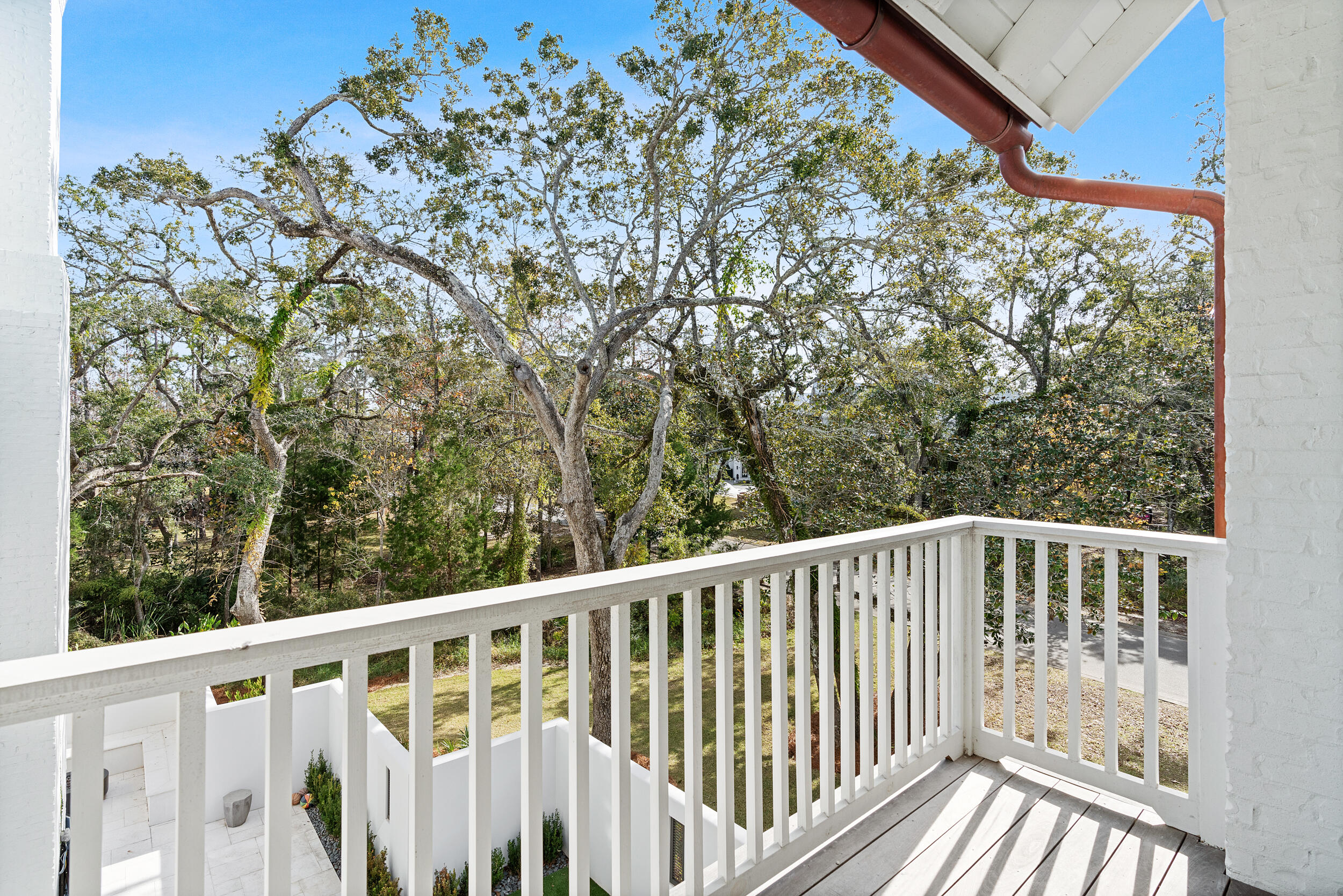 22 Junop Court Santa Rosa Beach, FL 32459 - Photo 52 of 80 a view of balcony with wooden floor