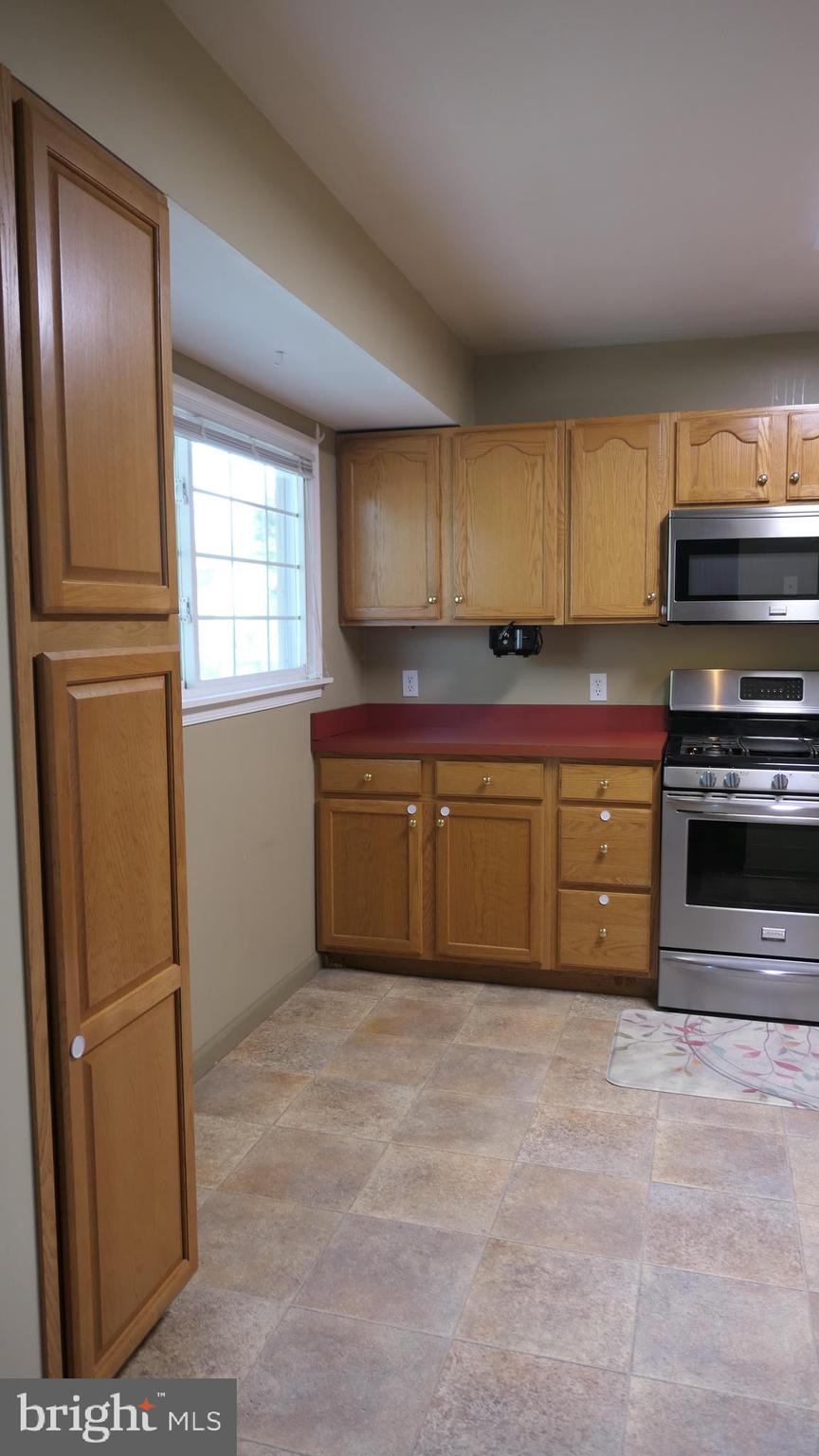 331 Bryanstone Road Reisterstown, MD 21136 - Photo 9 of 31 Kitchen