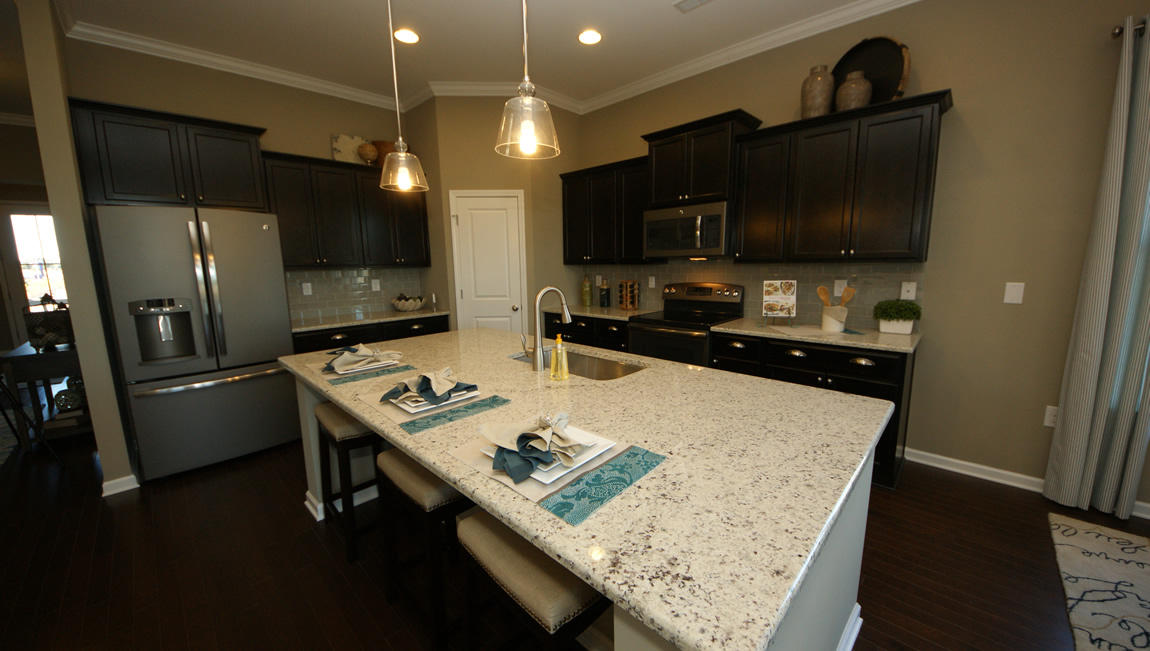 Litchfield-B-2032_Reserve-WB_Kitchen2