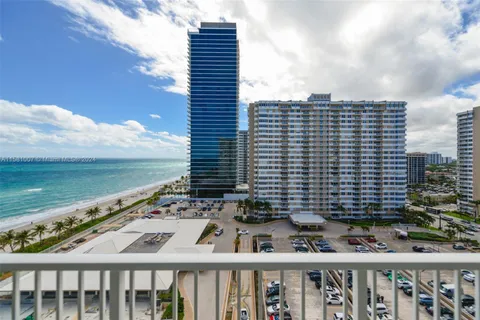 $650,000 | 1950 South Ocean Drive, Unit 21G, Hallandale Beach, FL 33009