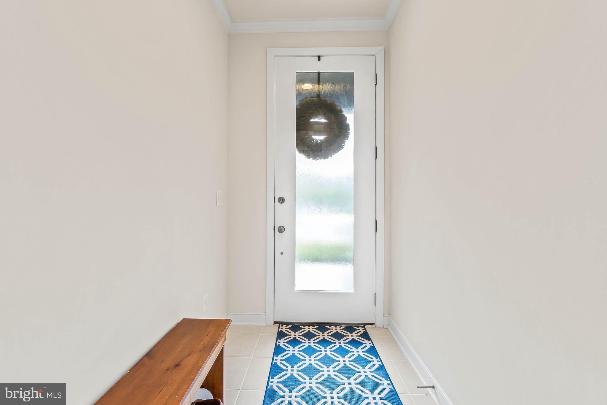 23110 Sullivans Cove Square Brambleton, VA 20148 - Photo 2 of 41 Foyer