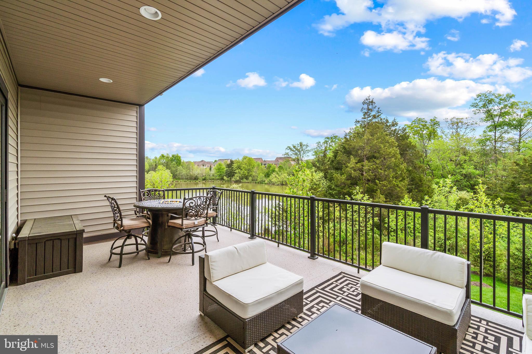 23110 Sullivans Cove Square Brambleton, VA 20148 - Photo 13 of 41 Huge balcony off the family room