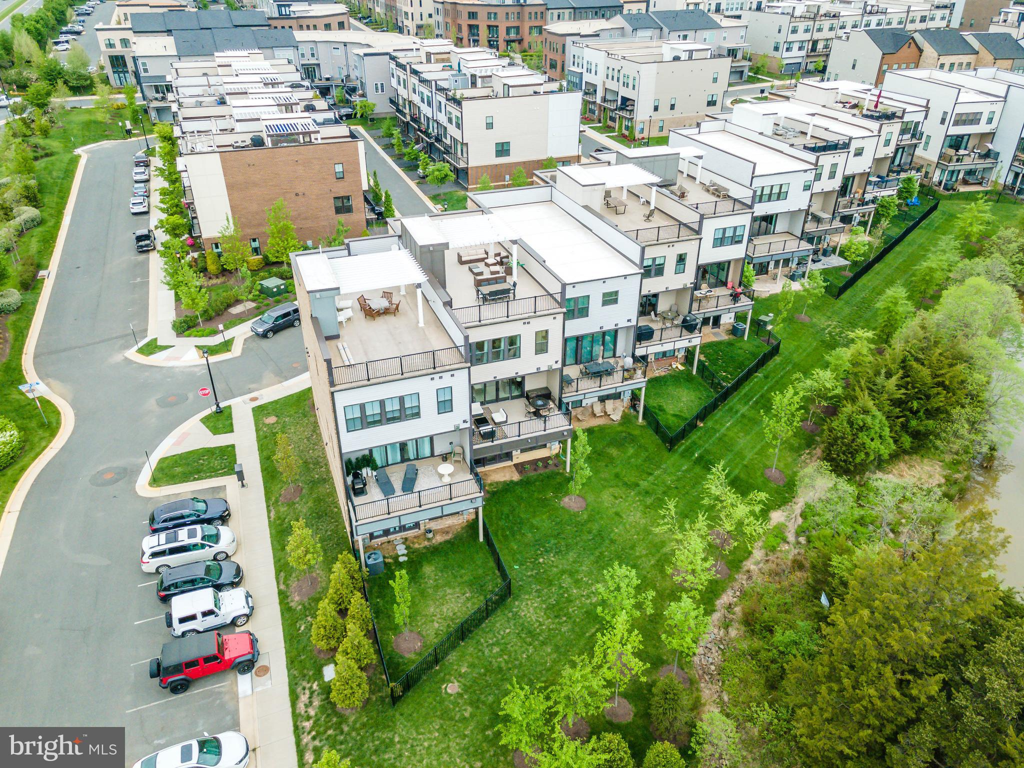 23110 Sullivans Cove Square Brambleton, VA 20148 - Photo 39 of 41 Aerial view of back of property