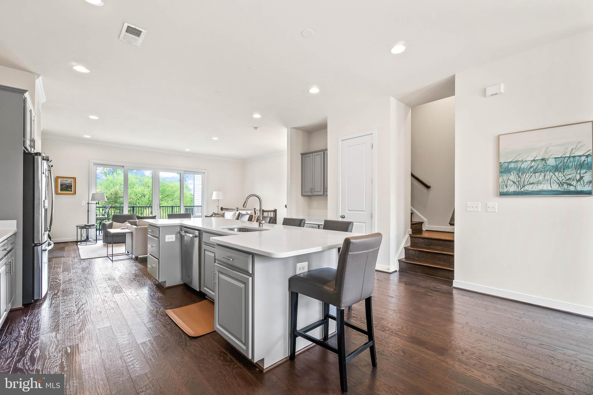 23110 Sullivans Cove Square Brambleton, VA 20148 - Photo 6 of 41 Kitchen Island