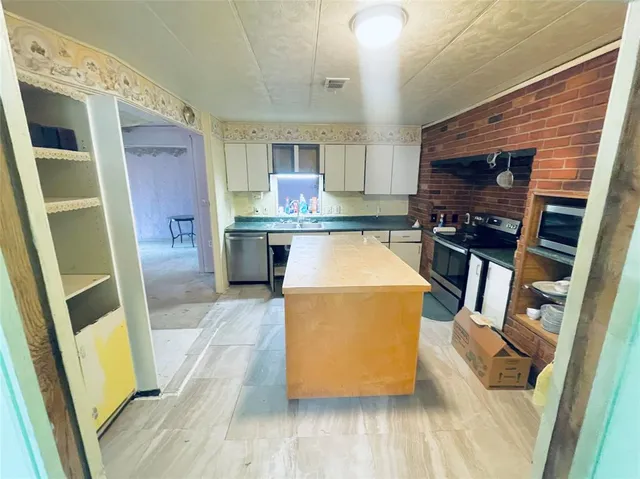 $170,000 | 1005 South Access Road, Clyde, TX 79510