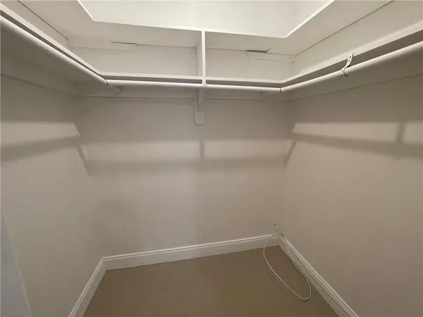 $1,850 | 2451 Lincoln Street, Unit 6, Hollywood, FL 33020