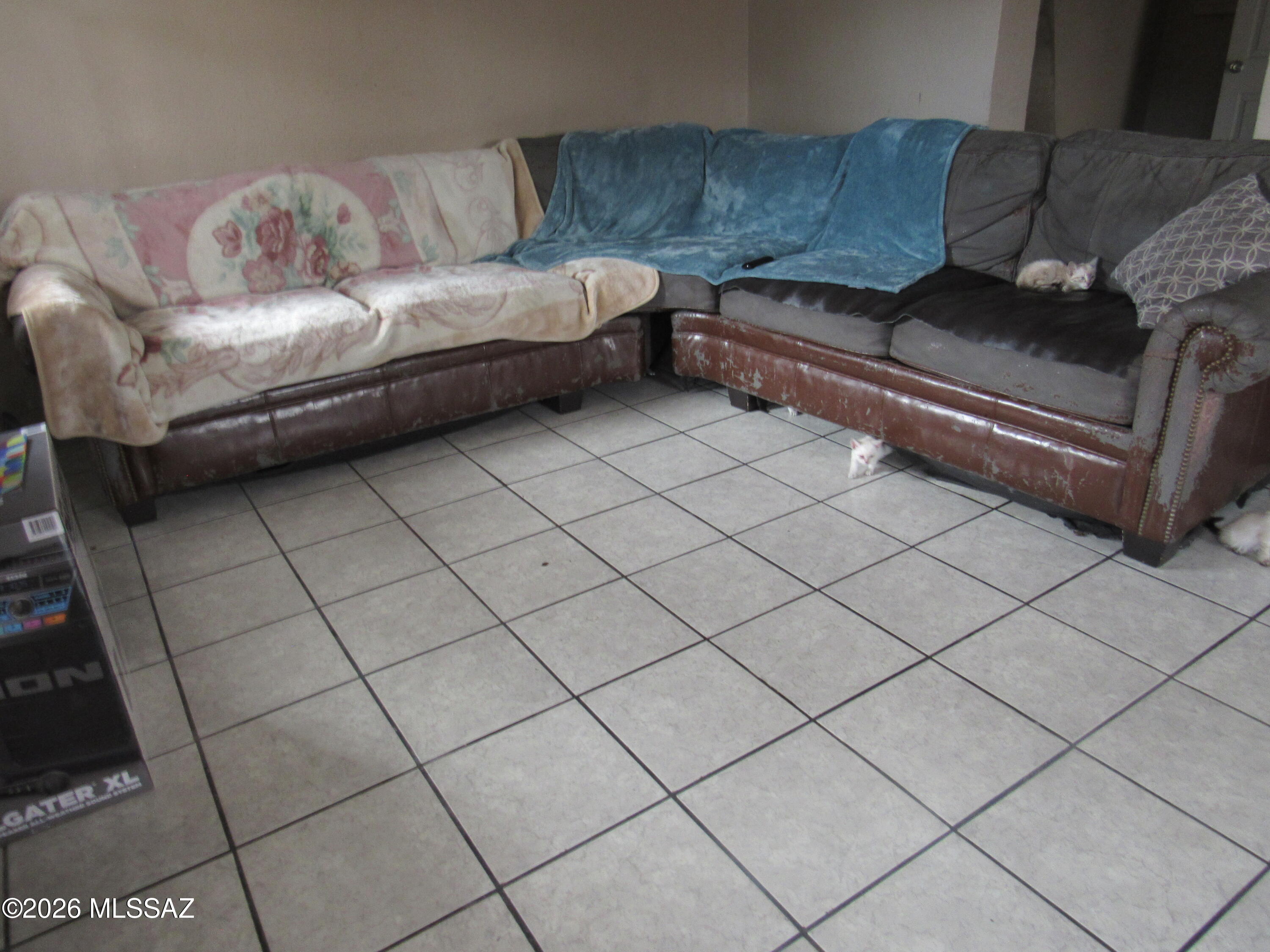 266 West Elm Street Nogales, AZ 85621 - Photo 20 of 25 Apt Living Rm
