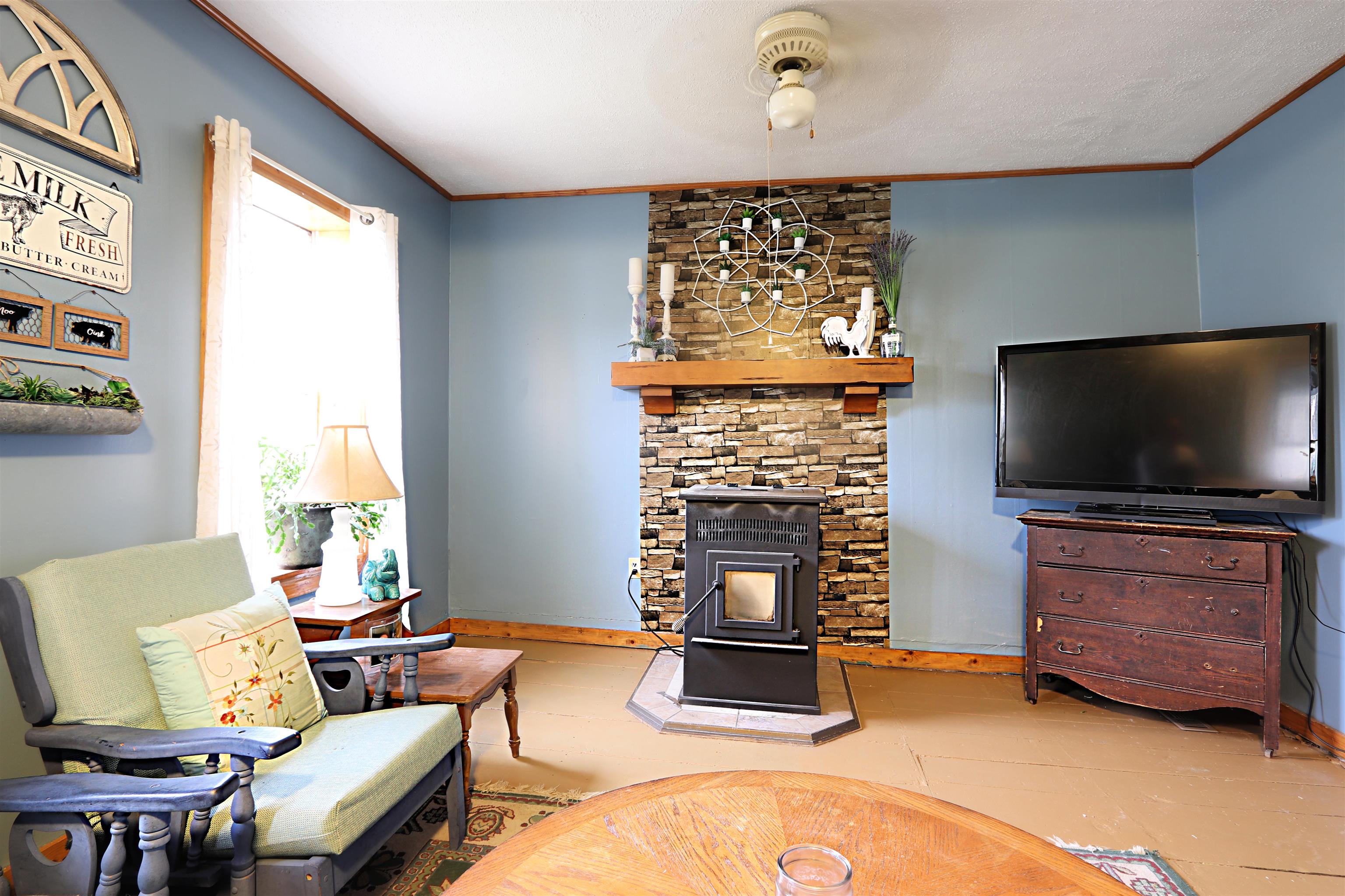 184 Cedar Street Concord, VT 05906 - Photo 8 of 31