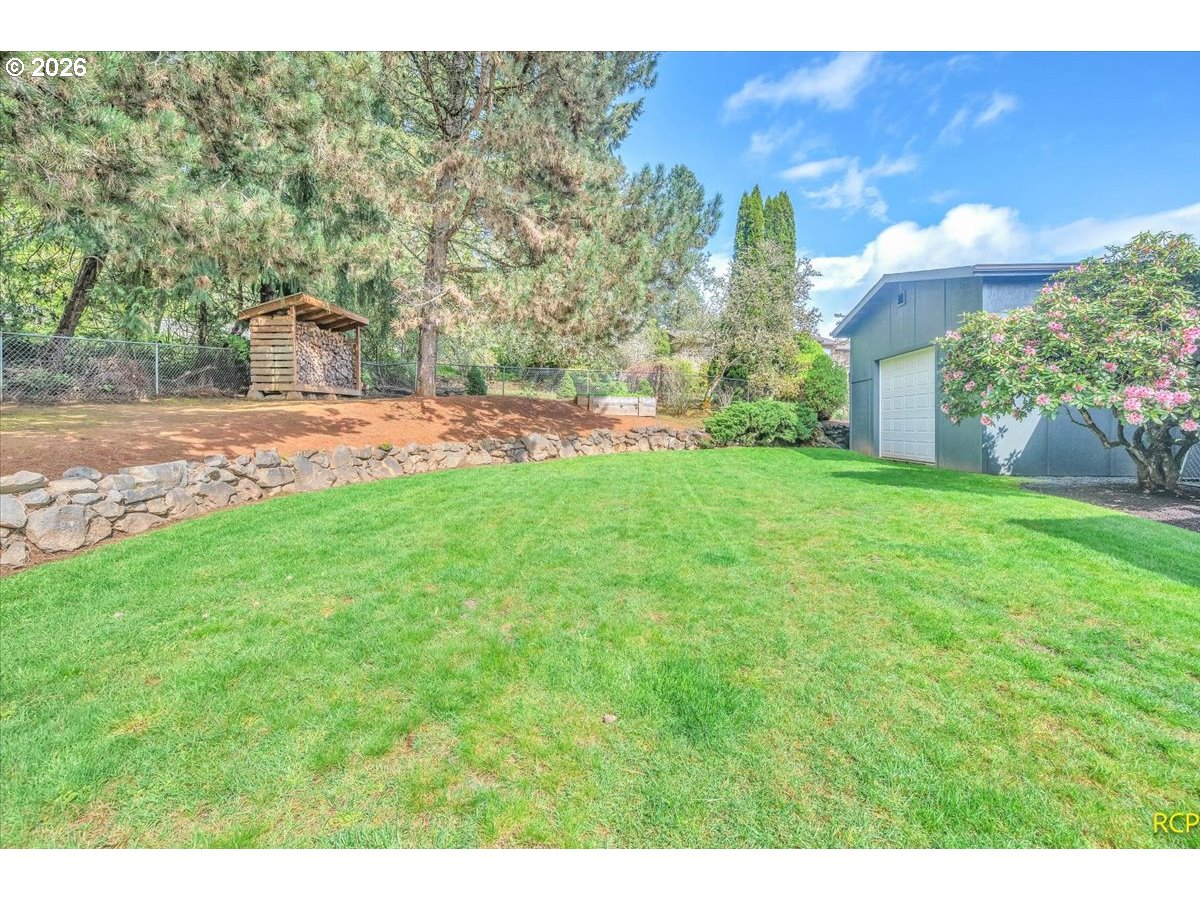 59887 Westhill Road St. Helens, OR 97051 - Photo 41 of 44 a view of a back yard