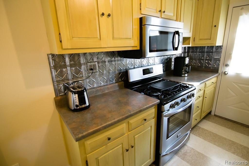 3266 Platt Road Ann Arbor, MI 48108 - Photo 4 of 28 Gallery Image 4