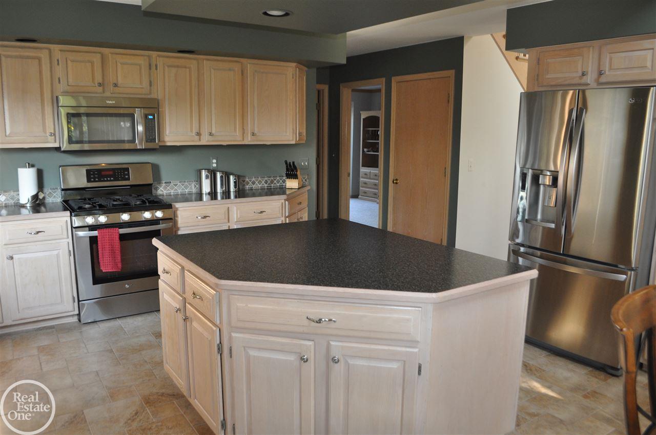 47050 Liberty Bell Road North Macomb, MI 48044 - Photo 3 of 23