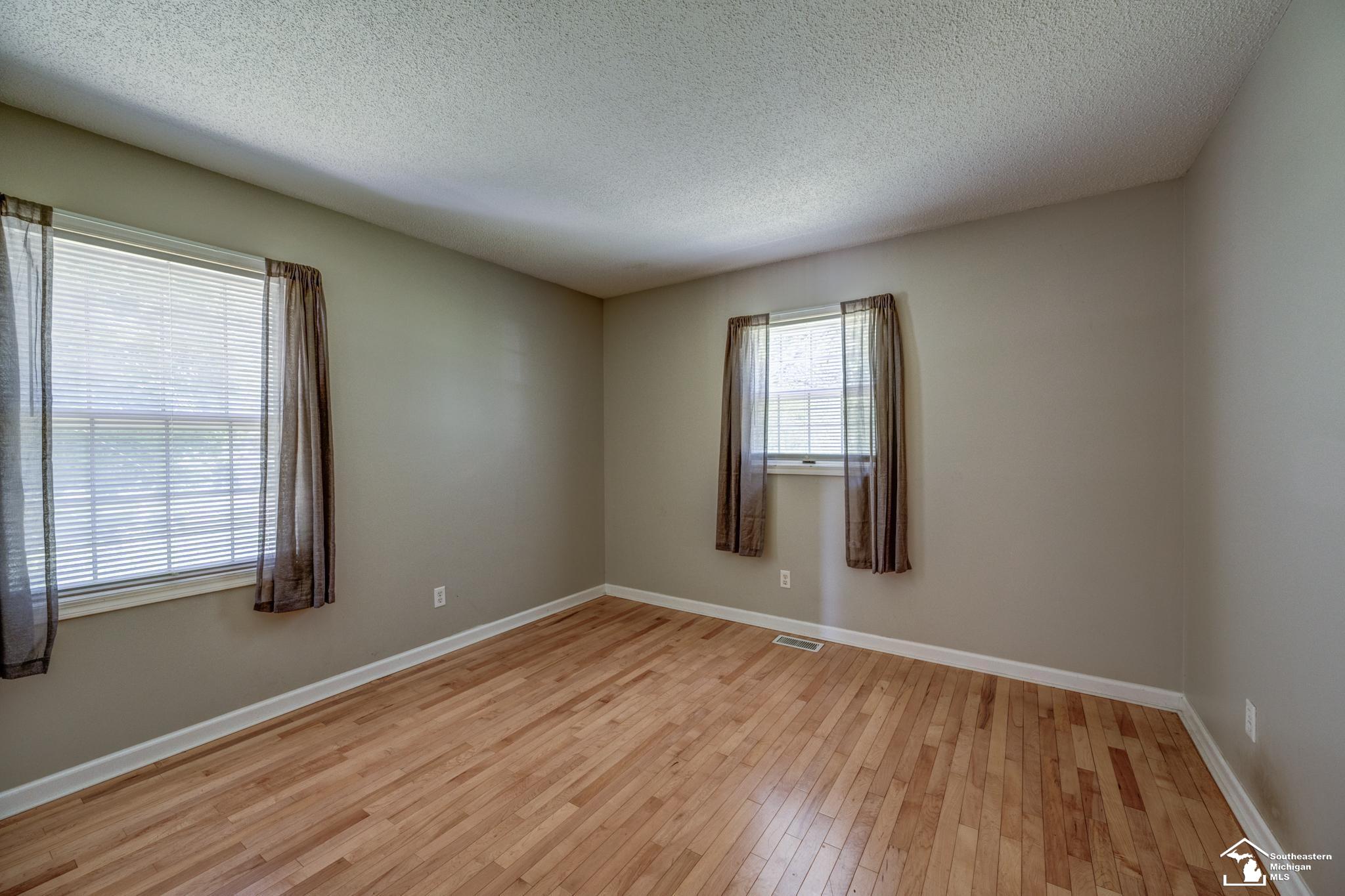 8870 Dixon Road Monroe, MI 48161 - Photo 26 of 45