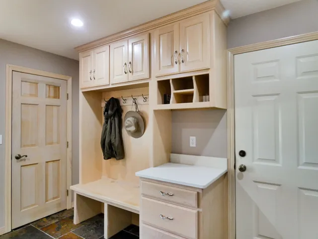 $574,900 | 2753 Summerset Circle, Suamico, WI 54173