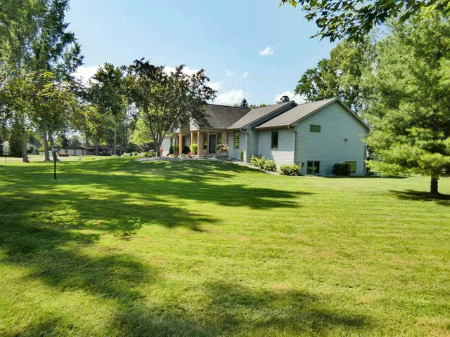 $574,900 | 2753 Summerset Circle, Suamico, WI 54173