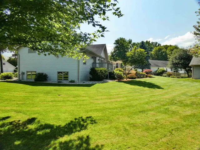 $574,900 | 2753 Summerset Circle, Suamico, WI 54173