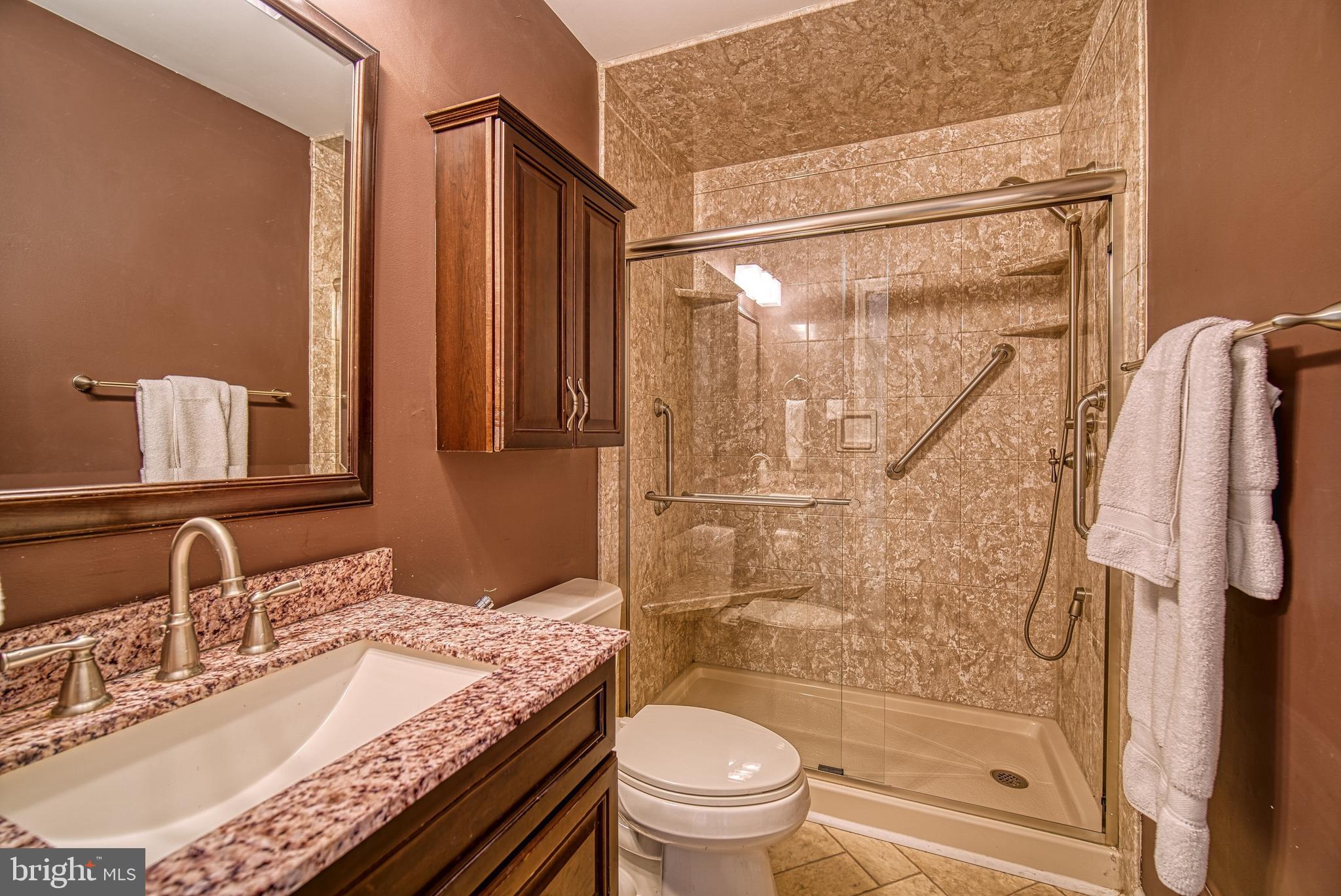14539 Cutstone Way Silver Spring, MD 20905 - Photo 25 of 34 Beautifully upgraded hall bathroom!