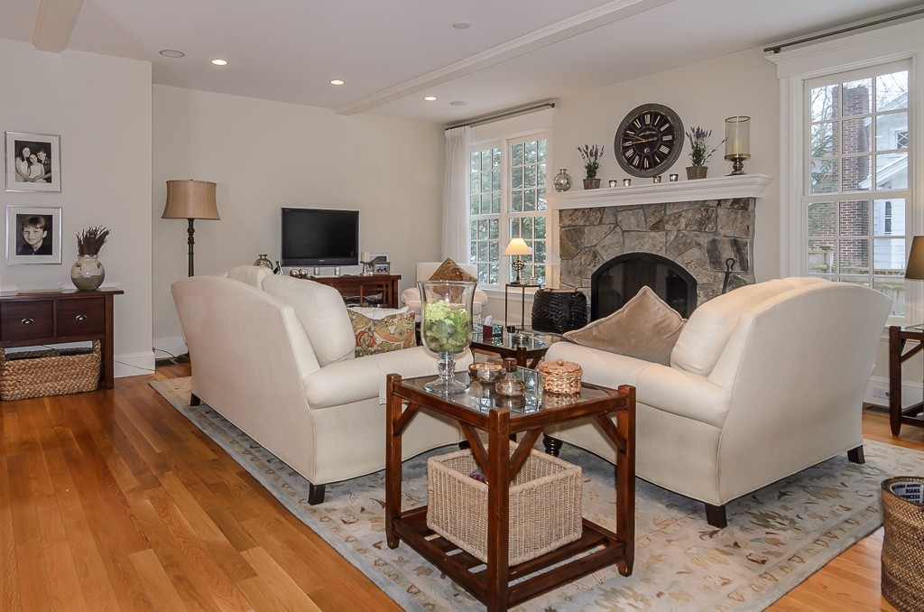 9 Mayo Road Wellesley, MA 02482 - Photo 15 of 30