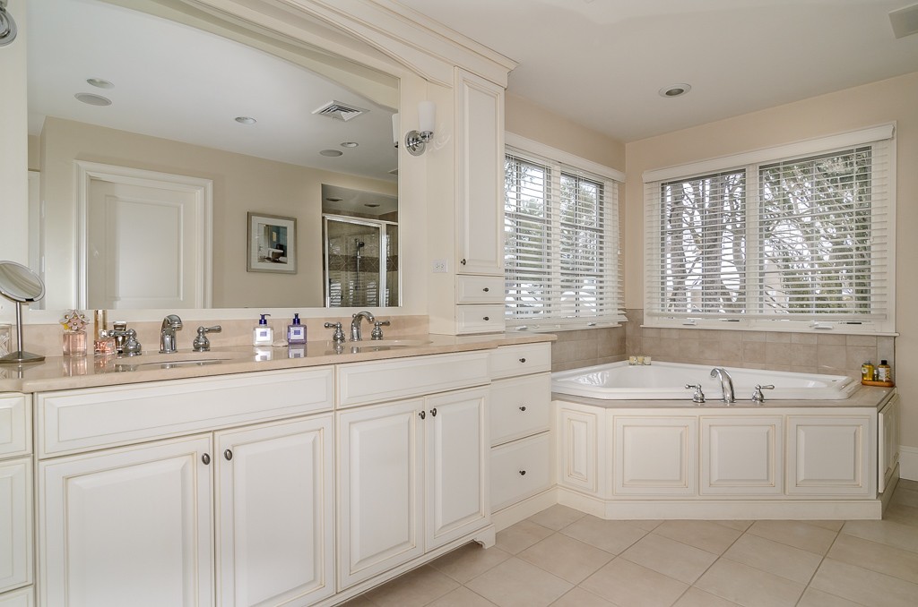 9 Mayo Road Wellesley, MA 02482 - Photo 20 of 30