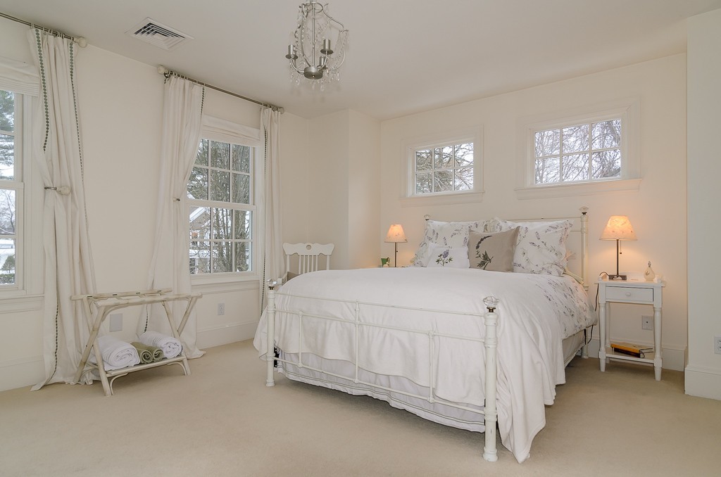 9 Mayo Road Wellesley, MA 02482 - Photo 21 of 30