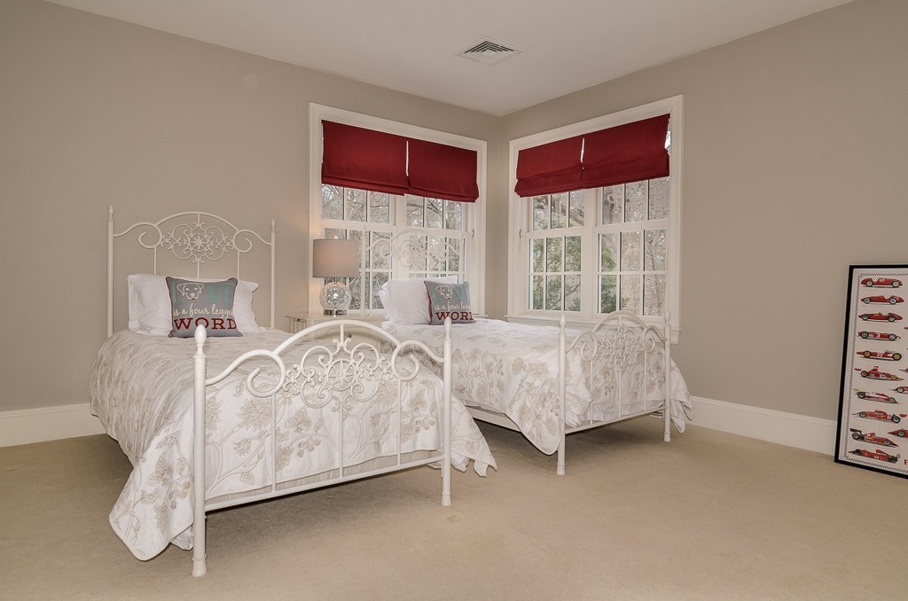 9 Mayo Road Wellesley, MA 02482 - Photo 22 of 30