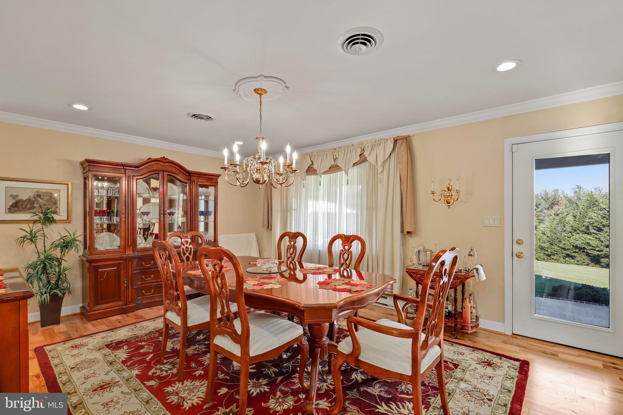 6111 Ravenwood Road Mount Airy, MD 21771 - Photo 7 of 41 Gallery Image 7