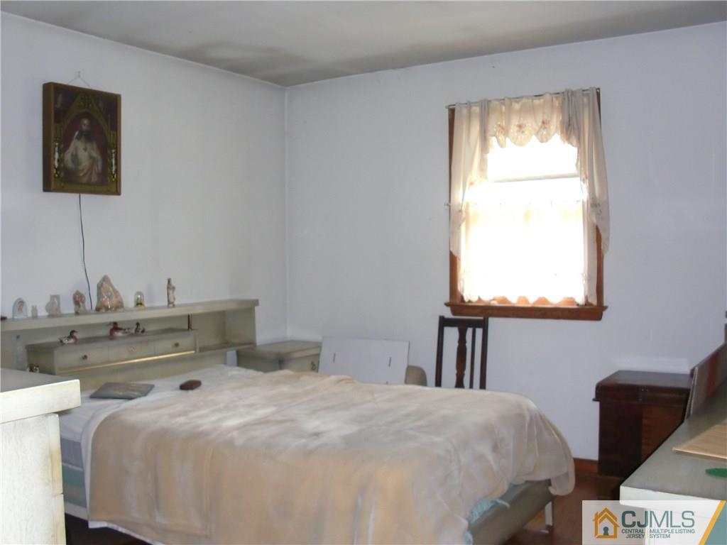 941 Hermann Road North Brunswick, NJ 08902 - Photo 8 of 10 Gallery Image 8