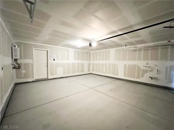 $2,300 | 2625 Dahlia Fls Avenue, North Las Vegas, NV 89081