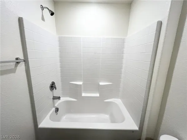 $2,300 | 2625 Dahlia Fls Avenue, North Las Vegas, NV 89081