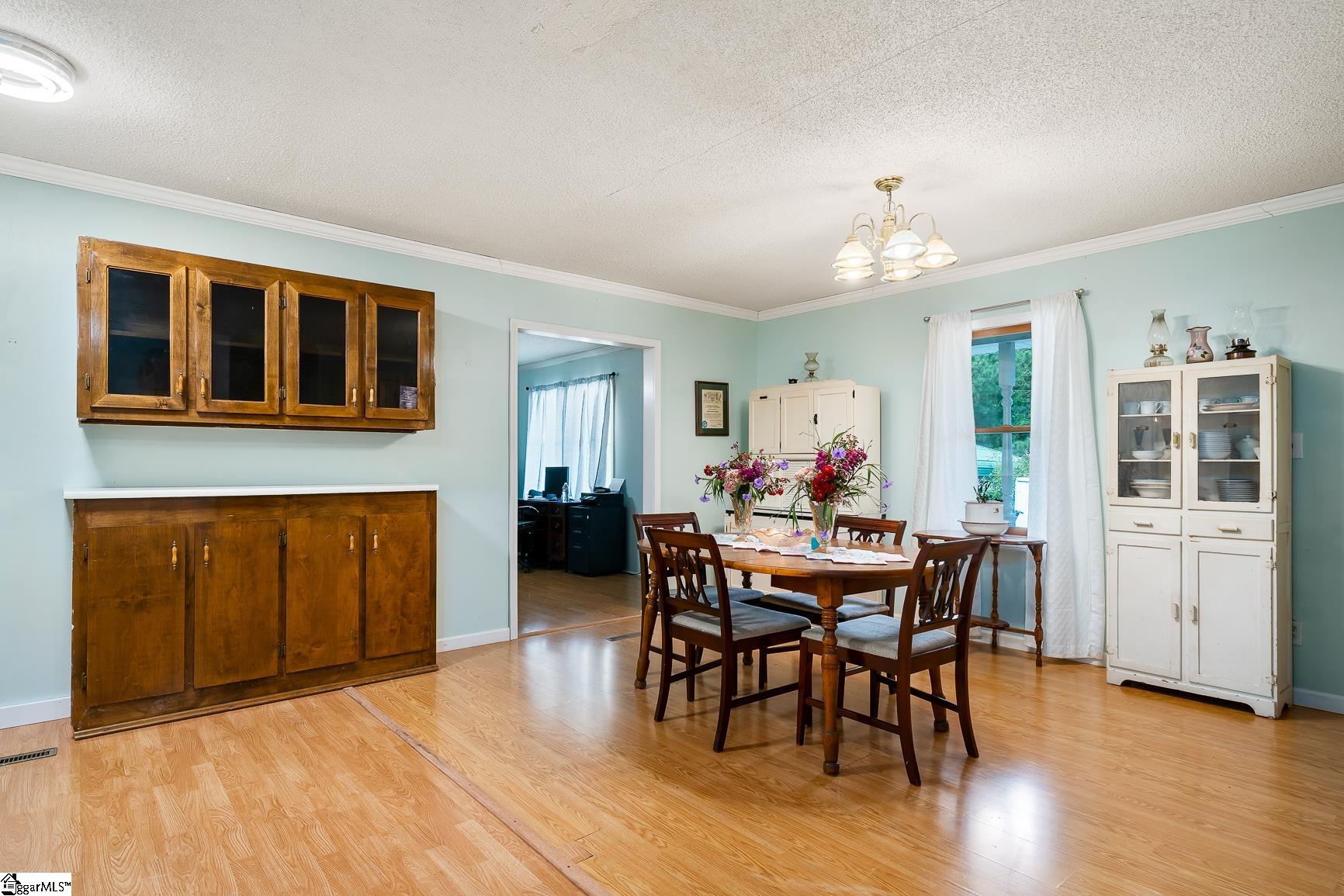 308 Bagwell Road Gray Court, SC 29645 - Photo 11 of 27