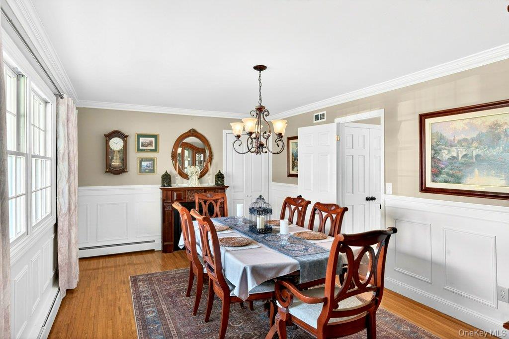 3 Orchard Road East Patchogue, NY 11772 - Photo 16 of 41