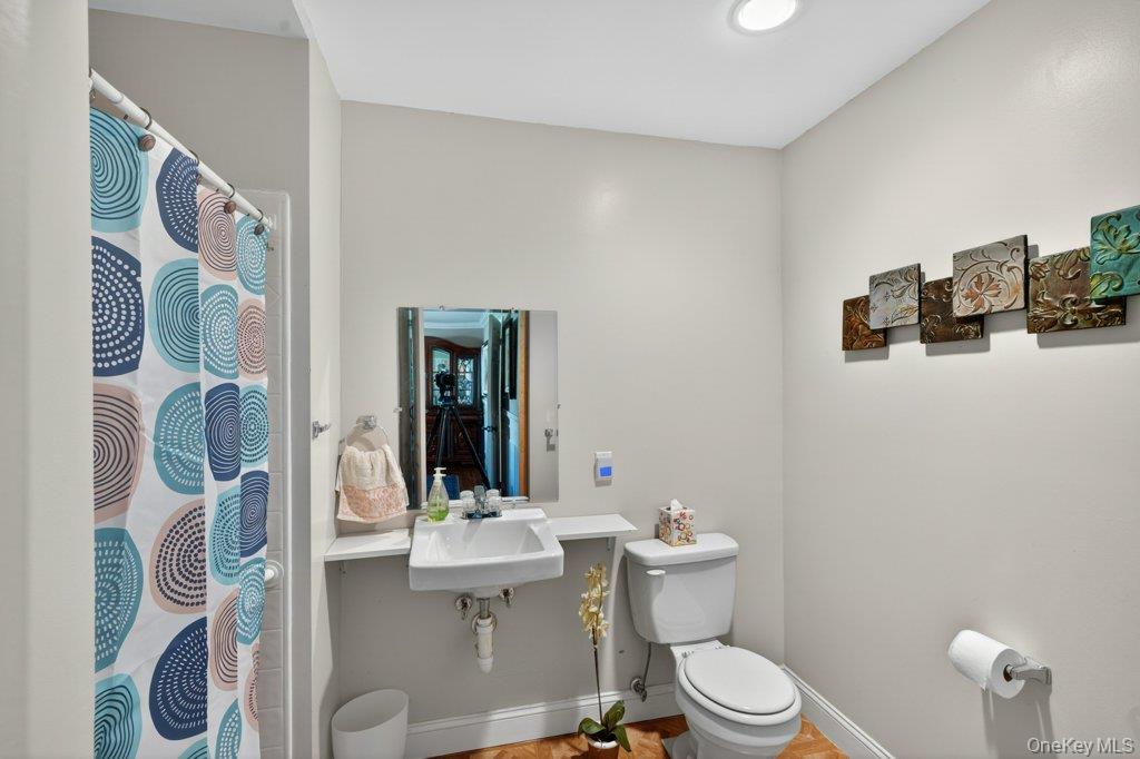 3 Orchard Road East Patchogue, NY 11772 - Photo 17 of 41