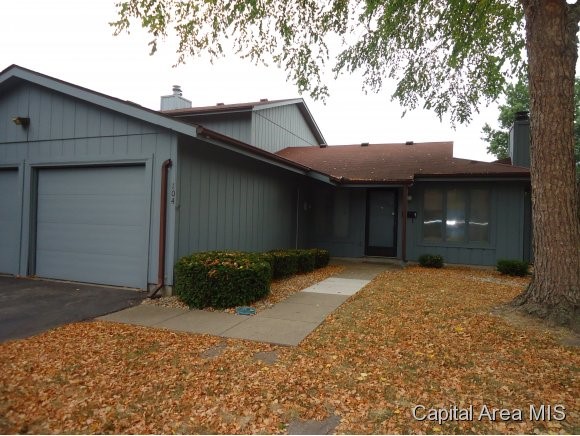 104 Brookside Place Springfield, IL 62704 - Photo 1 of 21 Gallery Image 1