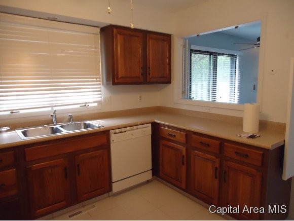 104 Brookside Place Springfield, IL 62704 - Photo 9 of 21 Gallery Image 9