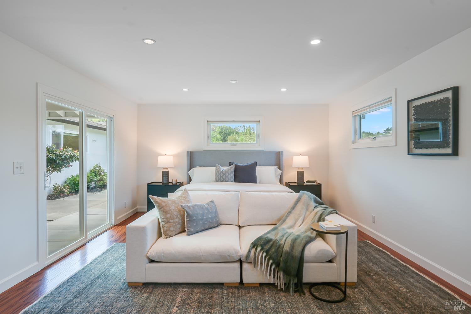 16 Wallace Way San Rafael, CA 94903 - Photo 19 of 44 a living room with furniture and a large window