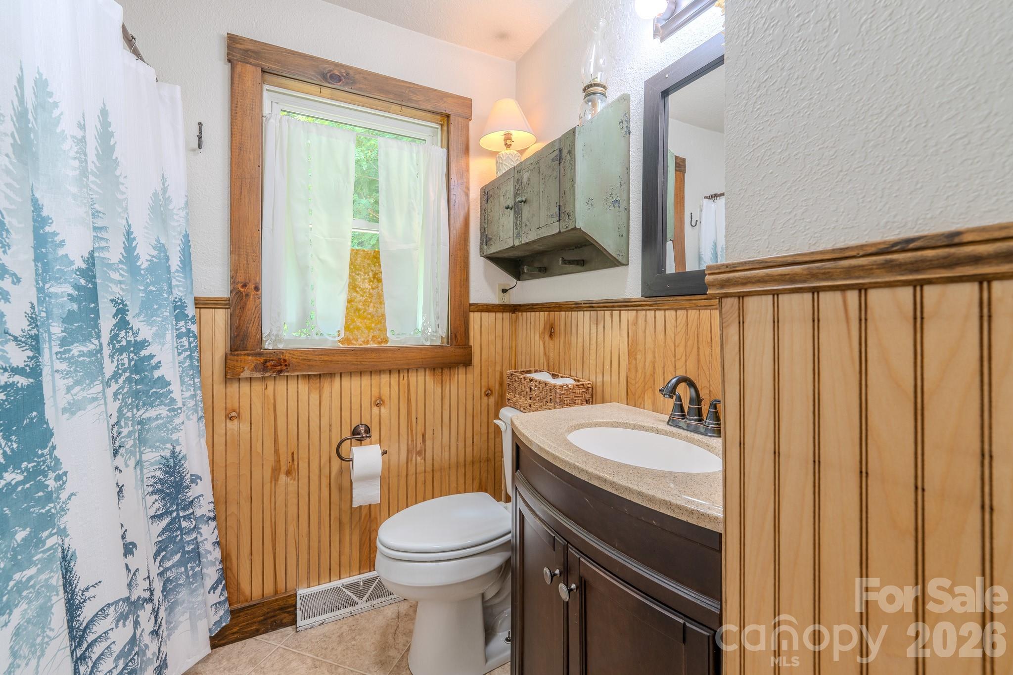 84 English Road Spruce Pine, NC 28777 - Photo 16 of 23