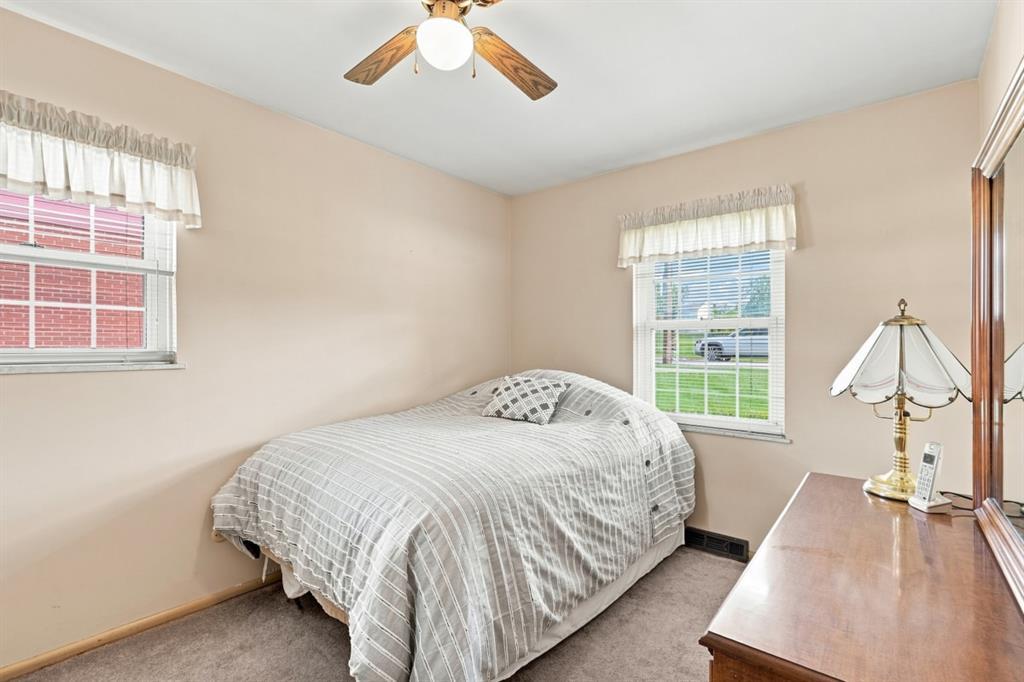 105 Louis Street McKees Rocks, PA 15136 - Photo 16 of 38 Gallery Image 16