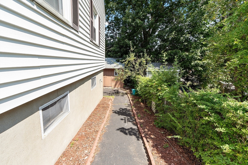 31 Spring View Drive Lynn, MA 01904 - Photo 8 of 38 Gallery Image 8
