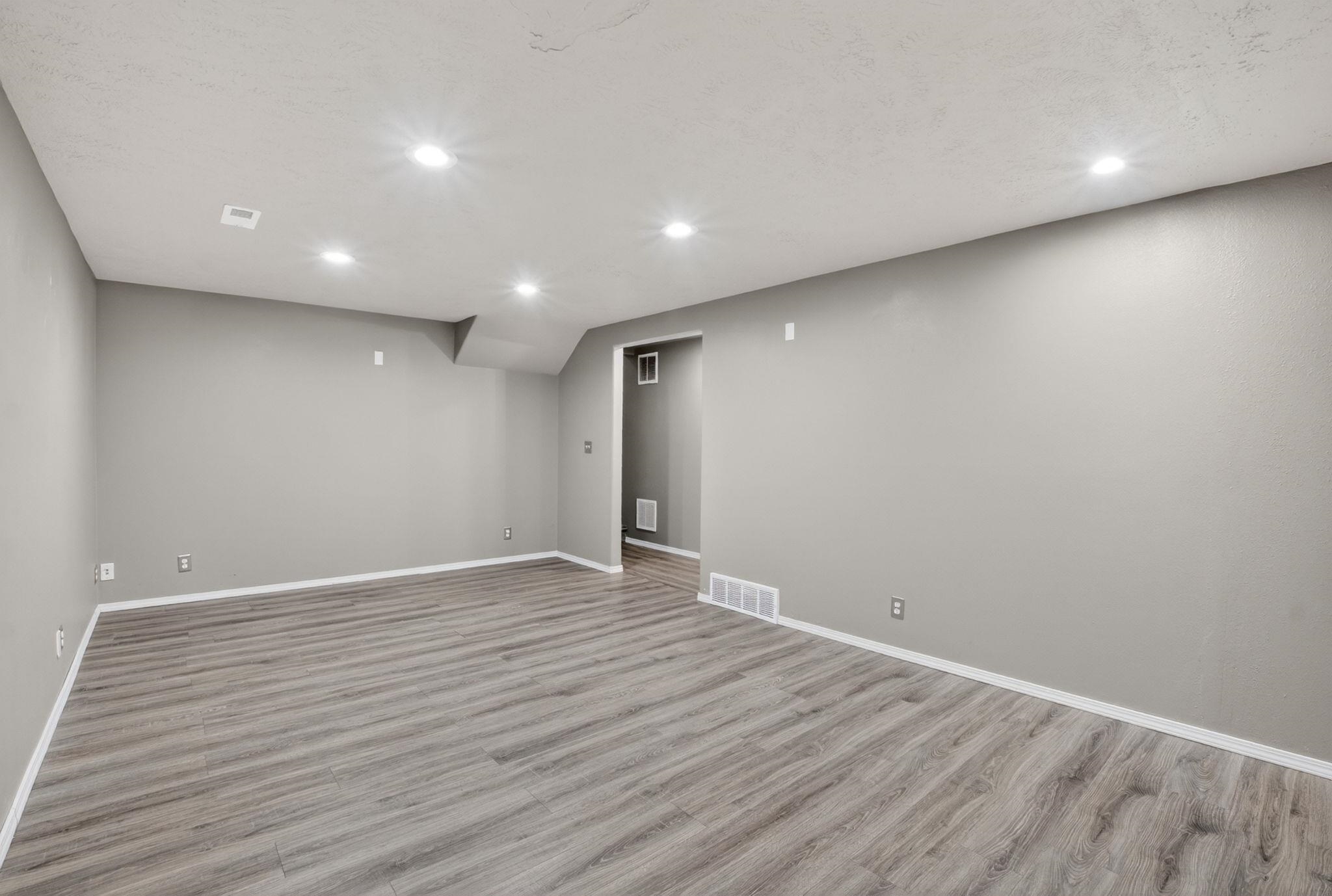 12224 North Nevada Court Spokane, WA 99218 - Photo 30 of 46