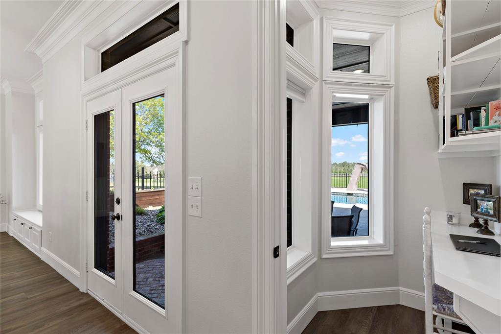 5000 Stillhouse Road Paris, TX 75460 - Photo 14 of 40 a view of living room with furniture and window