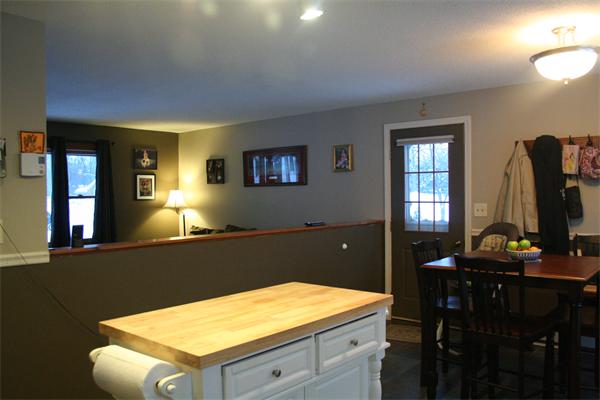 108 Ludlow Road Chicopee, MA 01022 - Photo 9 of 29 Gallery Image 9