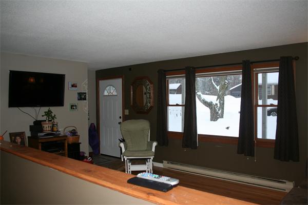 108 Ludlow Road Chicopee, MA 01022 - Photo 10 of 29 Gallery Image 10