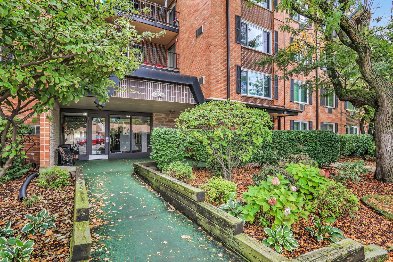 1107 South Old Wilke Road, Unit 201 Rolling Meadows, IL 60005 - Photo 2 of 33