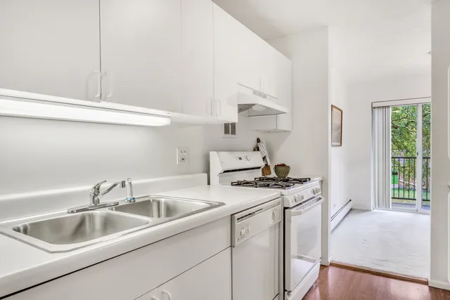 $215,000 | 1107 South Old Wilke Road, Unit 201, Rolling Meadows, IL 60005