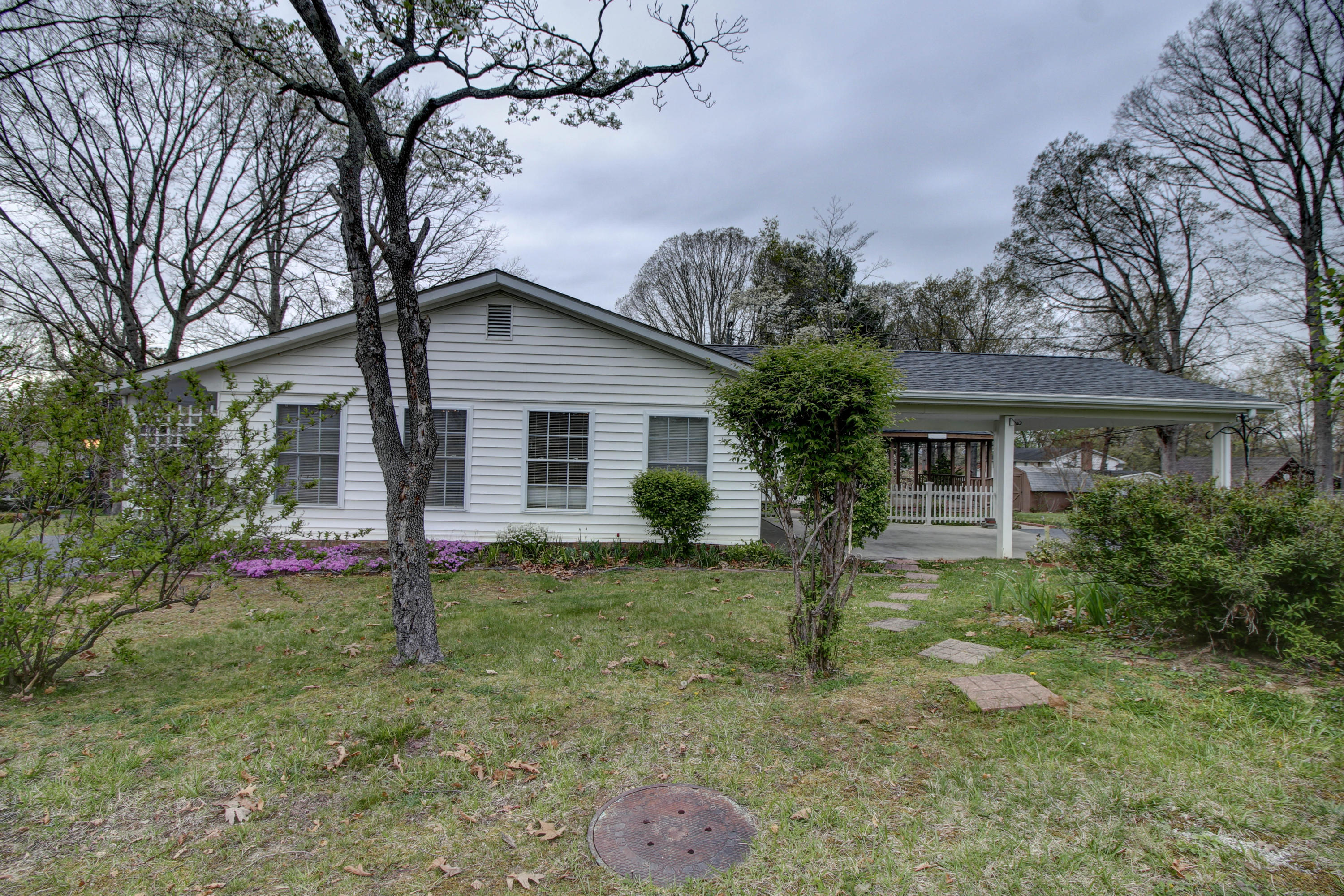 490 Overhill Road Christiansburg, VA 24073 - Photo 22 of 25 _MG_7845_46_47_48_49_50_51
