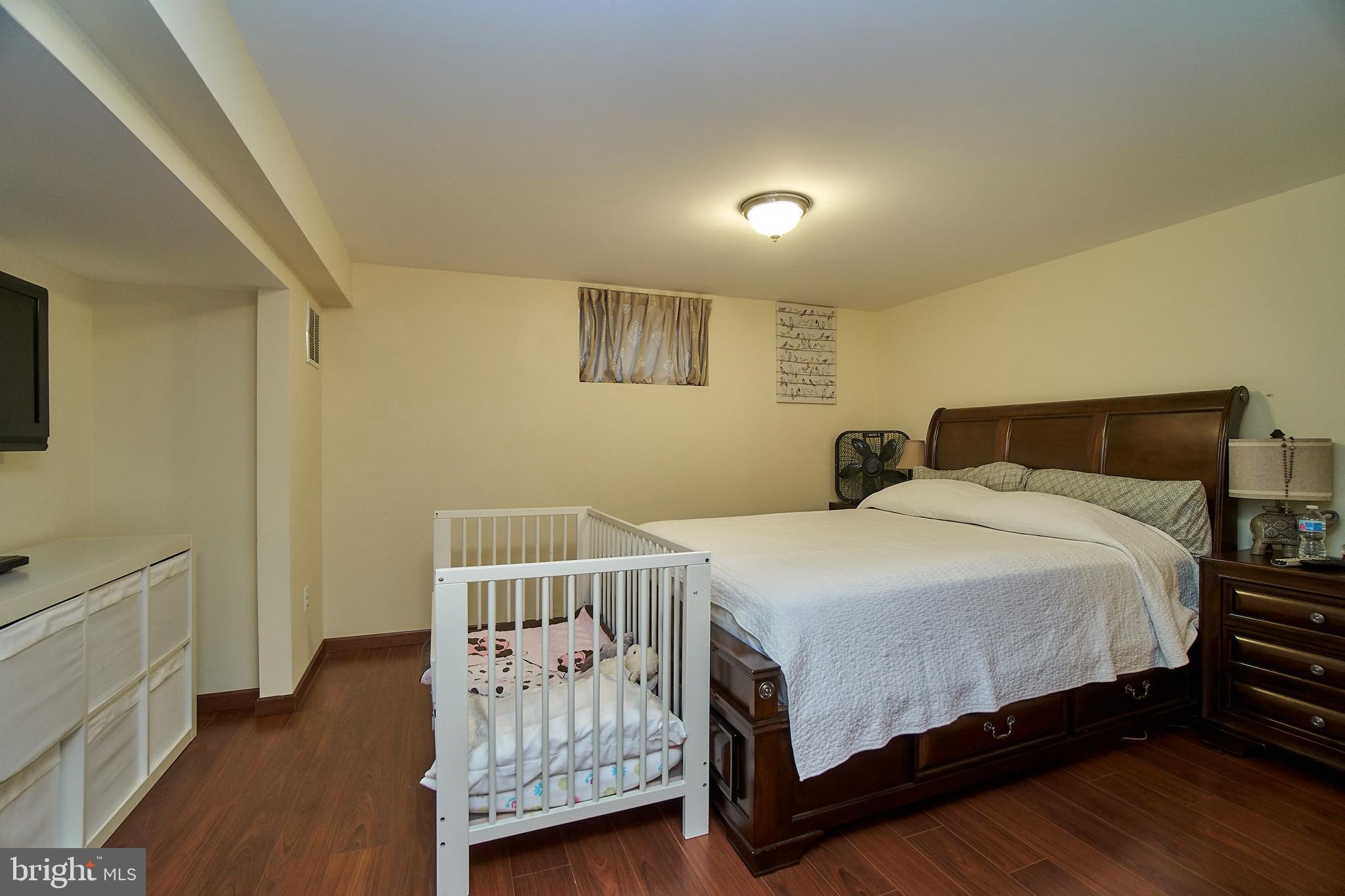 7300 Oriole Avenue Springfield, VA 22150 - Photo 24 of 31 lower level den or office with en suite bathroom