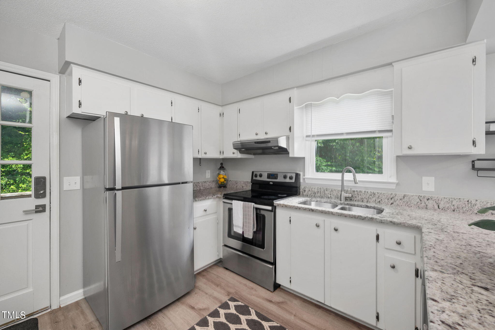 1619 Roanoke Street Raleigh, NC 27606 - Photo 12 of 30 6-web-or-mls-1619-roanoke-st