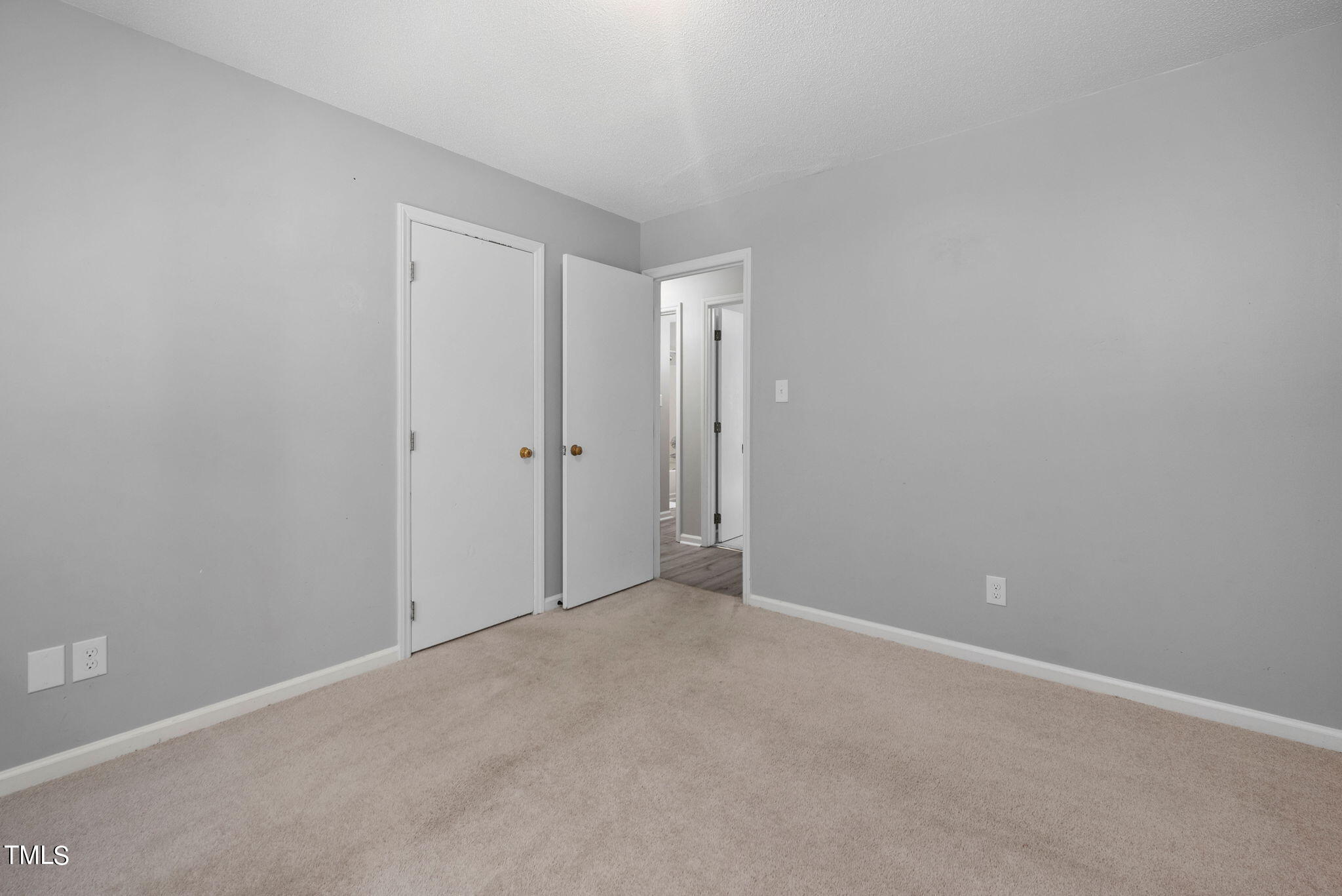 1619 Roanoke Street Raleigh, NC 27606 - Photo 19 of 30 13-web-or-mls-1619-roanoke-st