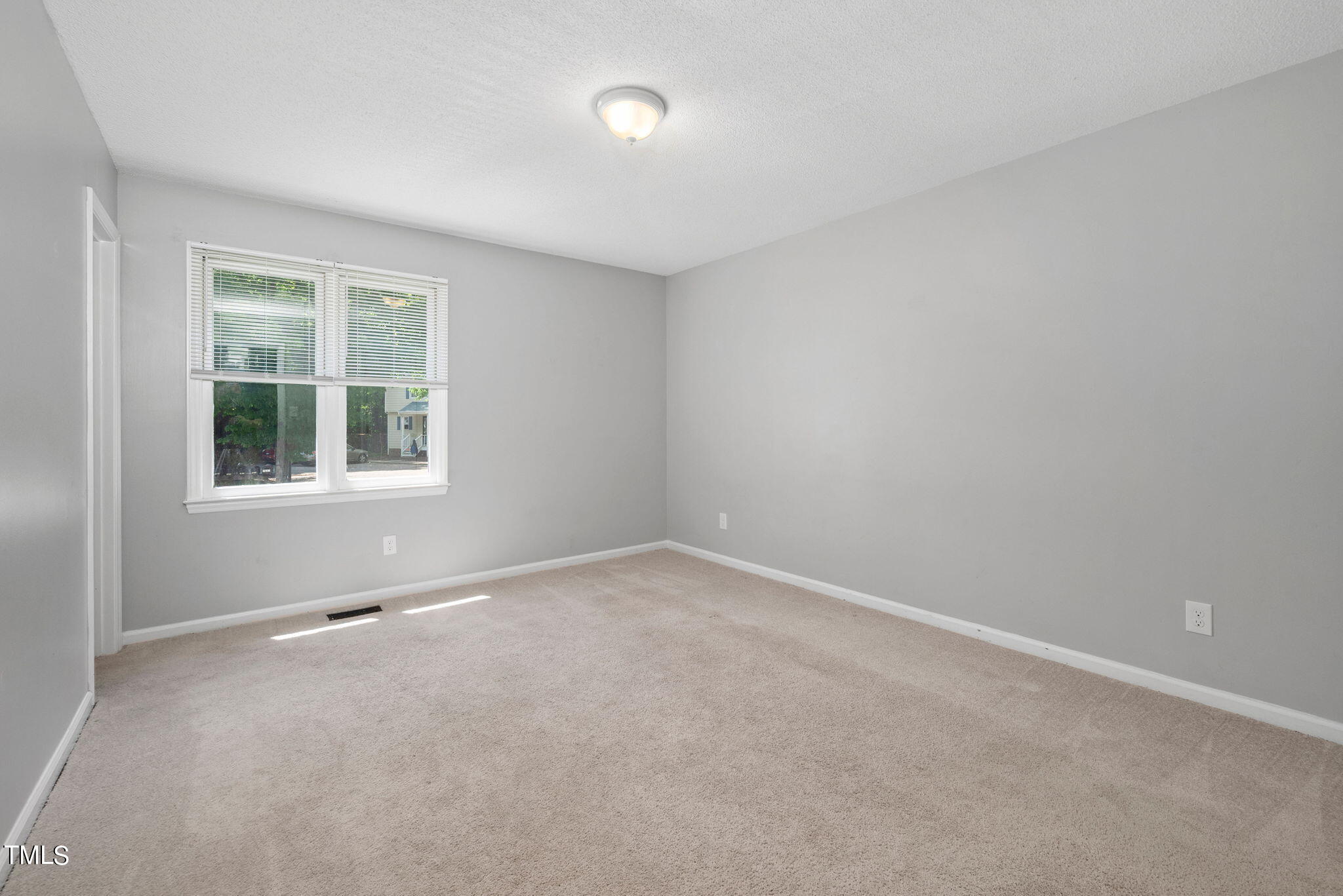 1619 Roanoke Street Raleigh, NC 27606 - Photo 21 of 30 14-web-or-mls-1619-roanoke-st