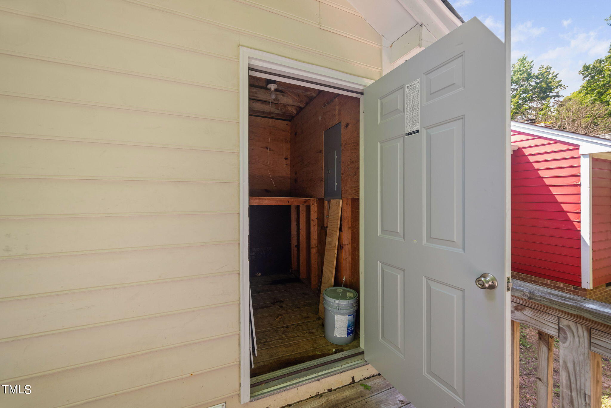 1619 Roanoke Street Raleigh, NC 27606 - Photo 29 of 30 28-web-or-mls-1619-roanoke-st