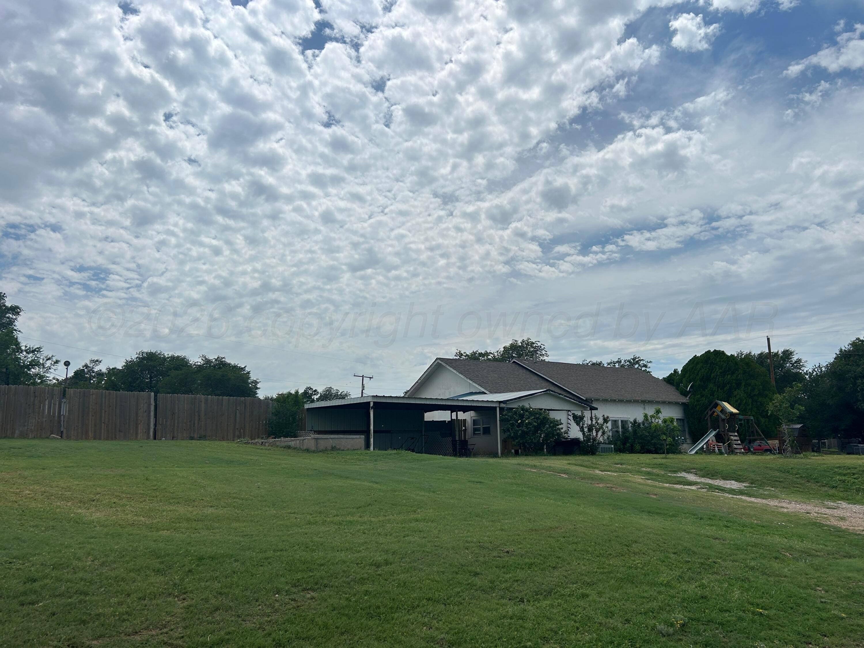 613 North 7th Street Canadian, TX 79014 - Photo 10 of 16 IMG_7526